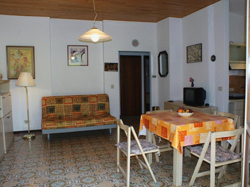 Lignano Riviera Villa Economica Lignano Sabbiadoro Bagian luar foto